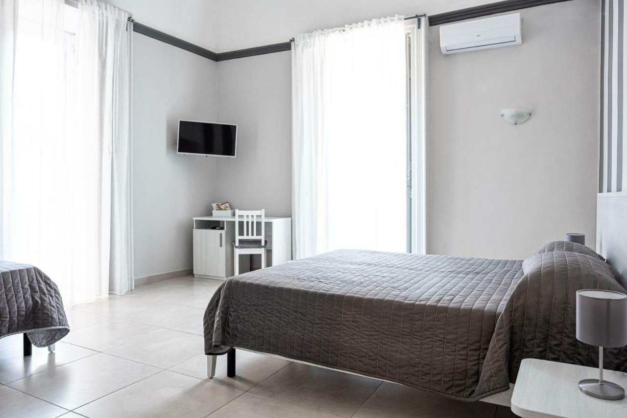 Hotel Costanza Catania Exterior photo